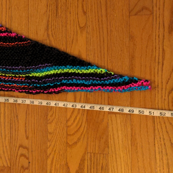 NWT! Handmade Acrylic Knit Triangle Scarf Black and Bright Multicolored OSFM - Picture 5 of 6